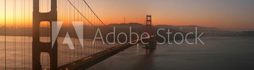 Golden Gate o świcie
