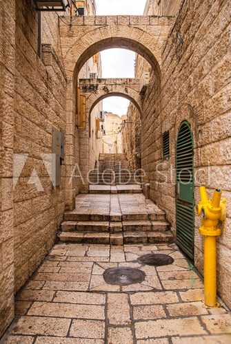 An alley in the old city in Jerusalem