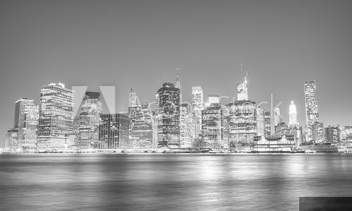 Black and white night view of Manhattan skyline 