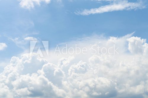 Blue sky and white cloud 