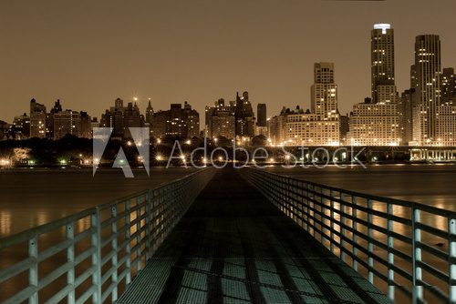 Bridge to Manhattan 