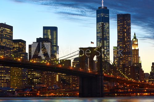 Brooklyn Bridge with lower Manhattan skyline 