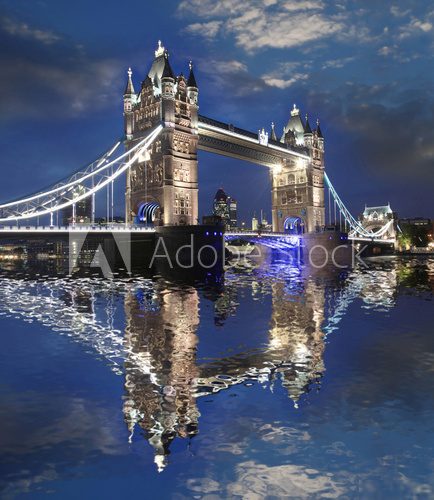 	Tower Bridge in the evening, London, UK 