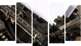 Typewriter with paper scattered - conceptual image - Fünfteiliges Leinwandbild, Pentaptychon