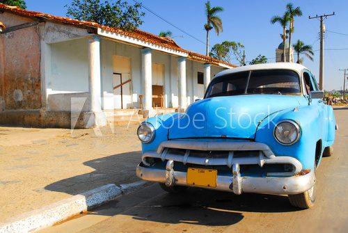 oldtimer car in cuba