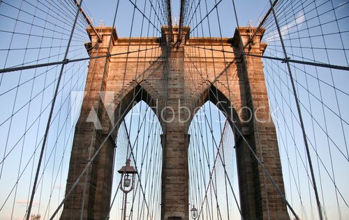Brooklyn Bridge arch 