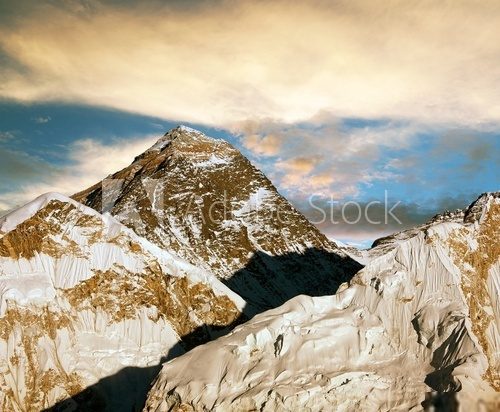 Evening colored view of Everest 