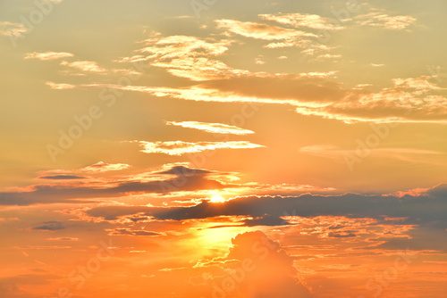 Sanfte Abendsonne im Horizontlicht