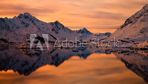 Steinefjorden orange sunset