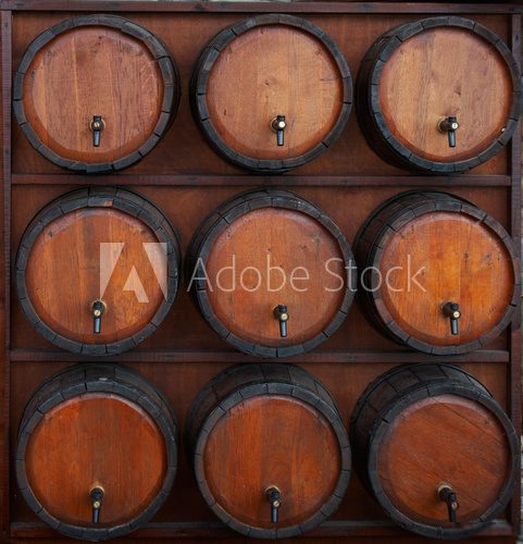wine barrels stand