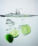 Spritzige Frische in Makroaufnahme