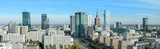 Urbanes Panorama in klarer Architektur