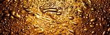 Golden schimmernde Tropfenwelt