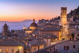 Italienische Altstadt im Abendlicht