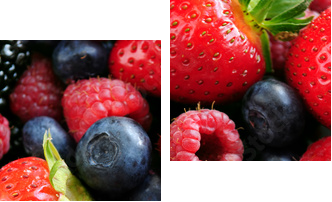 Assorted fresh berries - Zweiteiliges Leinwandbild, Diptychon