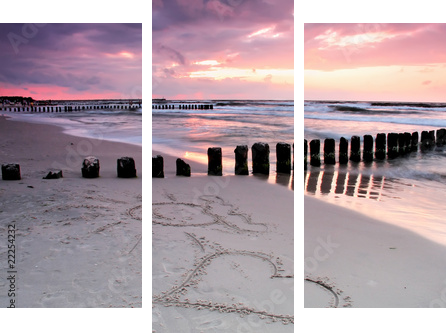 CalmnessBeautiful sunset with symbol of love - Dreiteiliges Leinwandbild, Triptychon