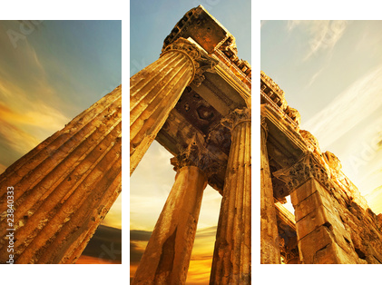 Old RuinsRoman Columns in Baalbeck, Lebanon - Dreiteiliges Leinwandbild, Triptychon