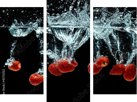 Strawberry Fruit Splash on water - Dreiteiliges Leinwandbild, Triptychon