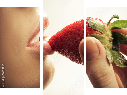 sensual mouth and strawberry - Dreiteiliges Leinwandbild, Triptychon