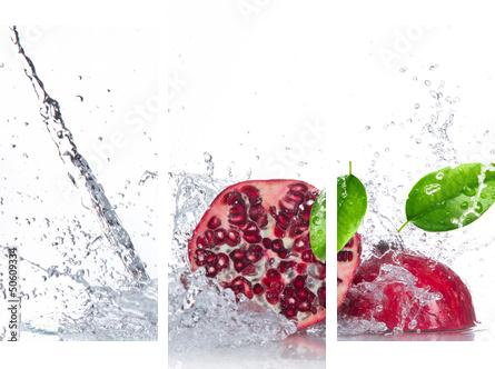 Juicy pomegranate with splashing water - Dreiteiliges Leinwandbild, Triptychon
