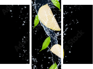 Green apples in water splash, isolated on black background - Dreiteiliges Leinwandbild, Triptychon
