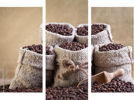 Roasted coffee beans in small burlap bags  - Dreiteiliges Leinwandbild, Triptychon