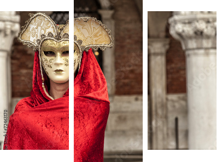 Beautiful Woman in Mysterious Mask  - Dreiteiliges Leinwandbild, Triptychon