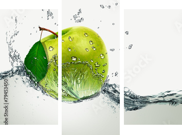 Green Apple amid splashing water.  - Dreiteiliges Leinwandbild, Triptychon