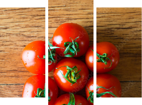 tomatoes on a wooden background  - Dreiteiliges Leinwandbild, Triptychon