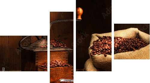 Antique coffee grinder with beans - Vierteiliges Leinwandbild, Viertychon