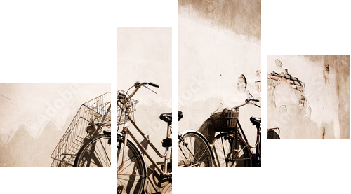 Italian old-style bicycles leaning against a wall - Vierteiliges Leinwandbild, Viertychon