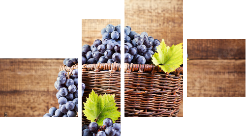 grape in wooden basket  - Vierteiliges Leinwandbild, Viertychon