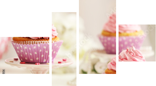Delicious cupcakes on table on light background  - Vierteiliges Leinwandbild, Viertychon