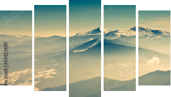 Scenic view of the winter mountains - Fünfteiliges Leinwandbild, Pentaptychon