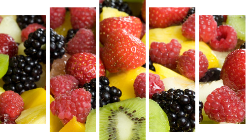 Delicious fruit salad served in a bowl - Fünfteiliges Leinwandbild, Pentaptychon