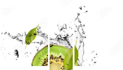 Kiwi with ice cubes, isolated on white background - Fünfteiliges Leinwandbild, Pentaptychon