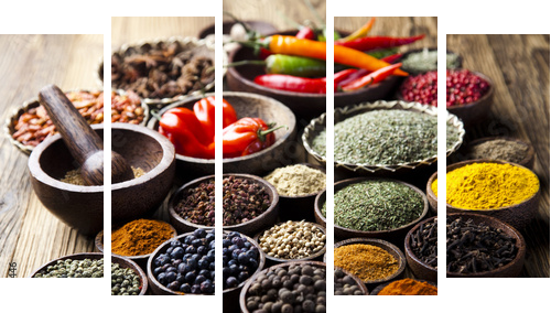 Spices on wooden bowl background   - Fünfteiliges Leinwandbild, Pentaptychon
