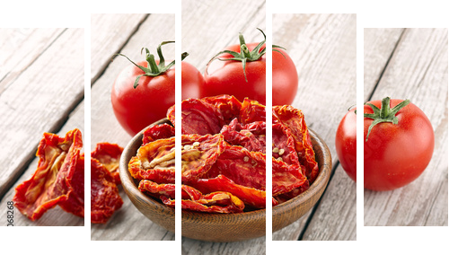 Dried and fresh tomato  - Fünfteiliges Leinwandbild, Pentaptychon