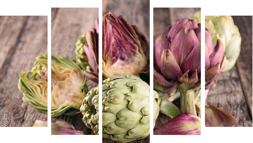 artichoke on wood background  - Fünfteiliges Leinwandbild, Pentaptychon