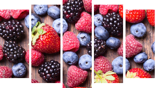 Berries - Fünfteiliges Leinwandbild, Pentaptychon