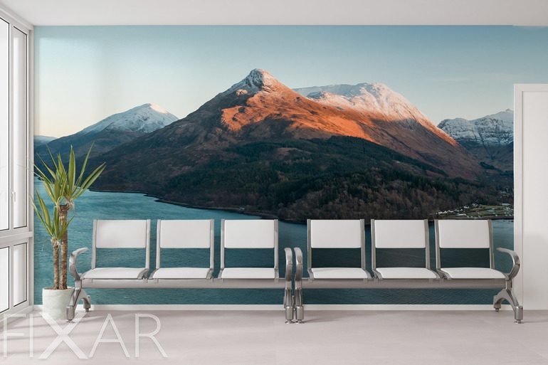Fototapeten Berglandschaft mit Bucht am Morgen