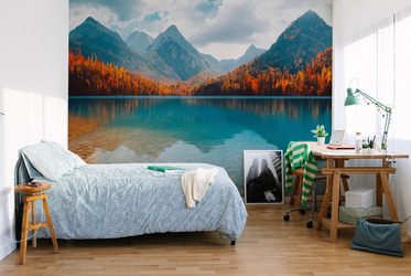 Ein-bergsee-in-herbstlichen-farben-gebirge-fototapeten-fixar